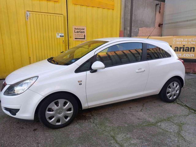OPEL Corsa 1.2 3 porte Sport NEOPATENTATI