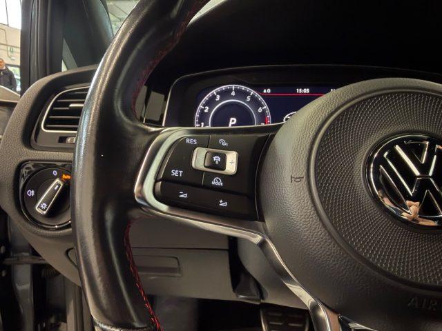 VOLKSWAGEN Golf GTI Performance DSG