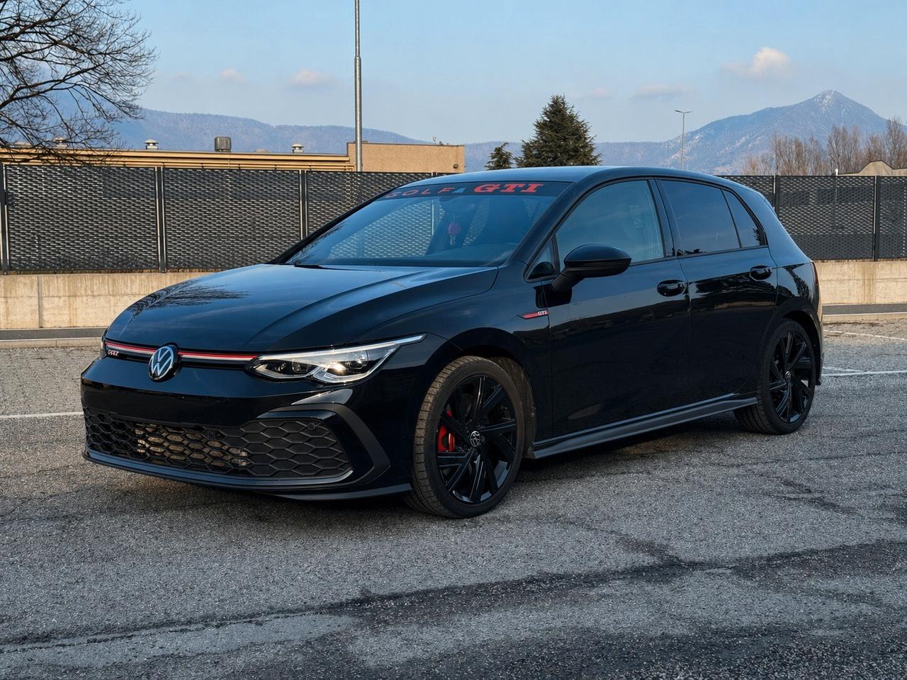 Volkswagen Golf GTI 2.0 TSI DSG