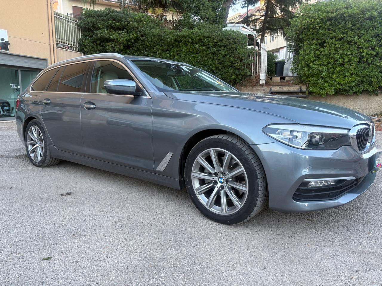 Bmw 520 520d aut. Touring Luxury