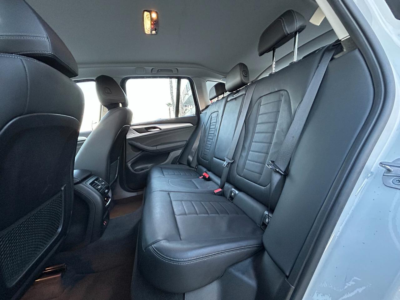 BMW X3 xdrive20d mhev 48V auto