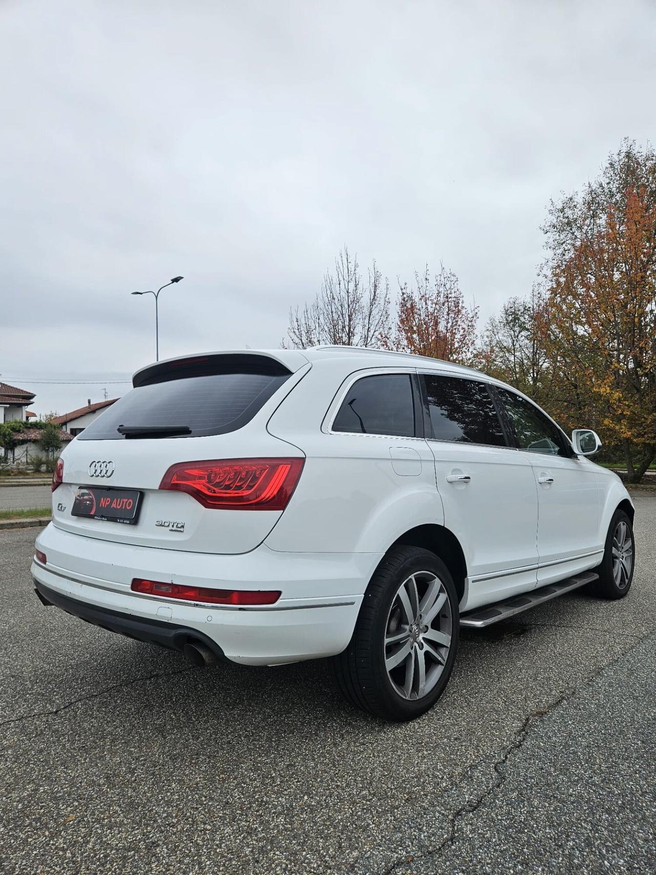 Audi Q7 3.0 V6 TDI quattro tiptronic