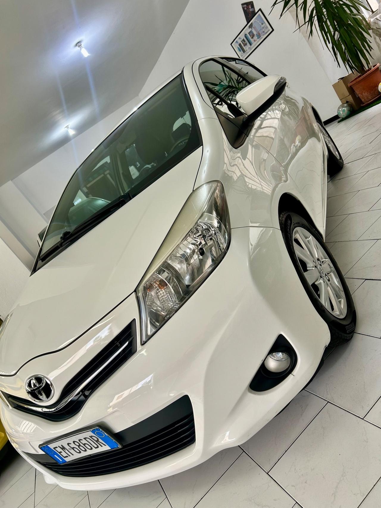 Toyota Yaris Limited