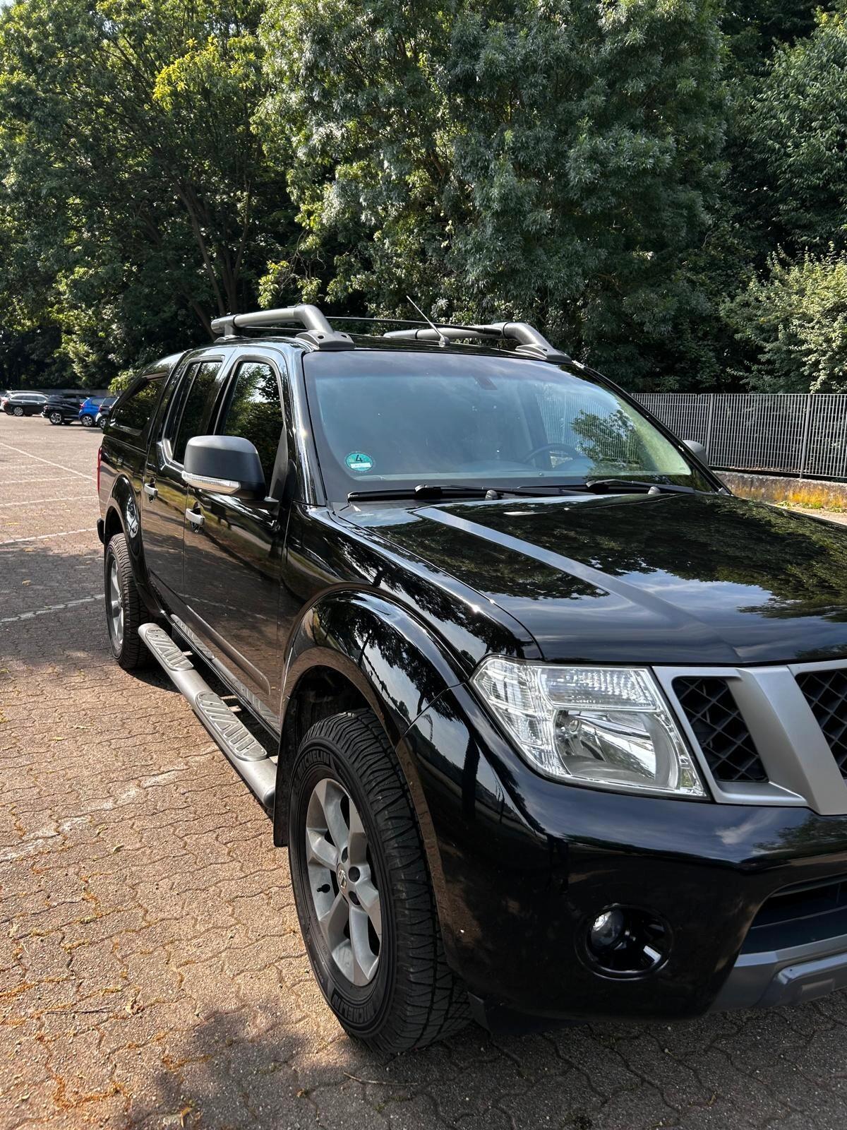 Nissan Navara 2.5 dCi 190CV 4 porte Double Cab XE