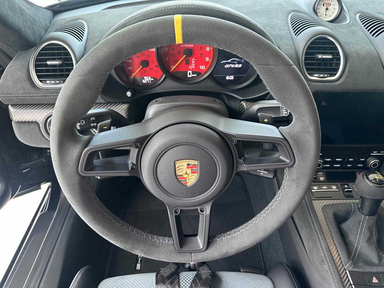 Porsche Cayman 718 4.0 GT4 RS PDK