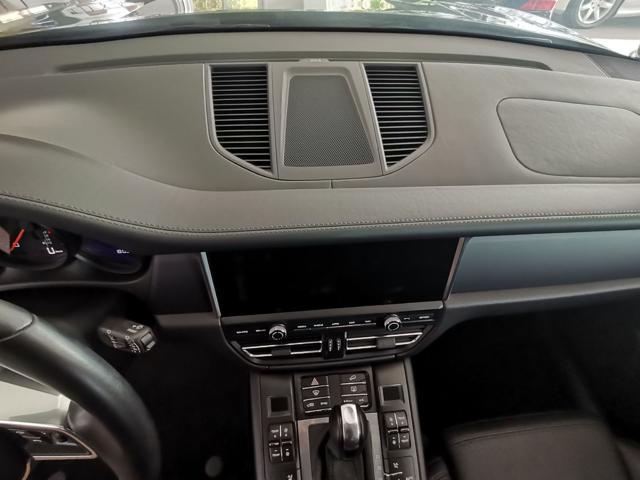 PORSCHE Macan 2.0 PDK