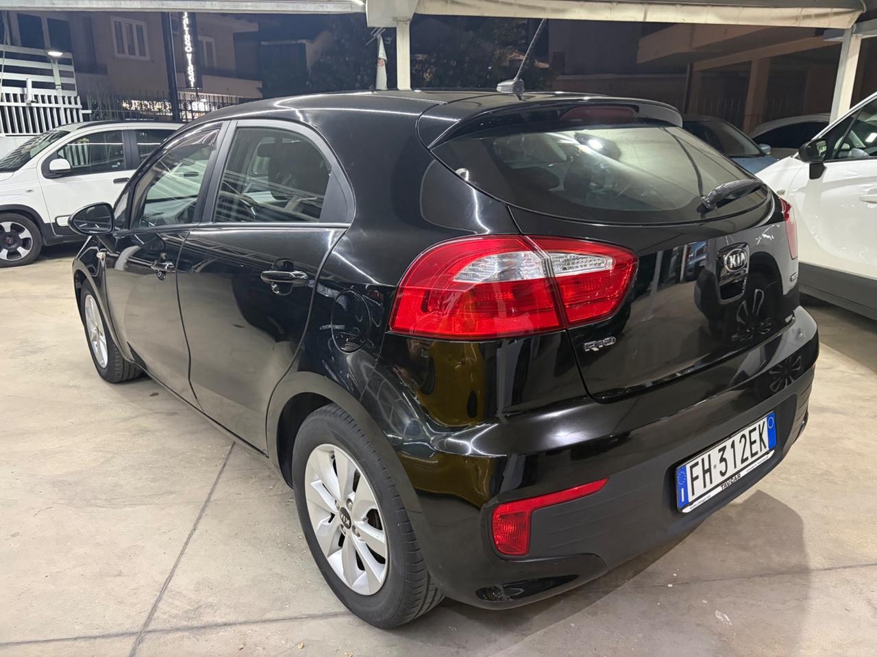 Kia Rio 1.1 CRDi 5p. Cool