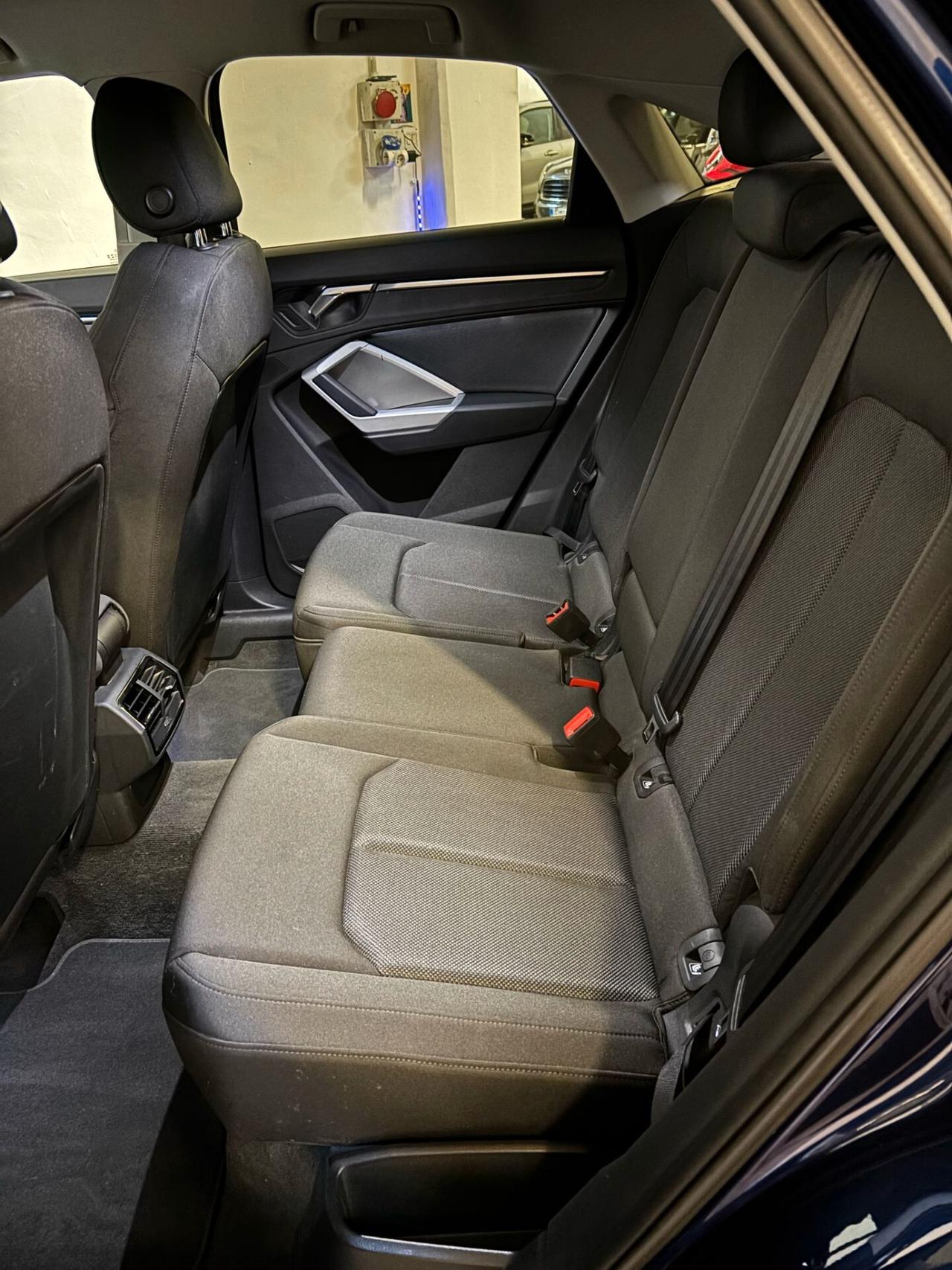 Audi Q3 35 TDI S tronic S line edition