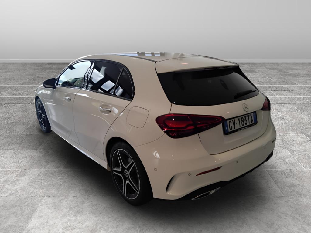 Mercedes-Benz Classe A - W177 2023 - A 180 d AMG Line Advanced Plus auto