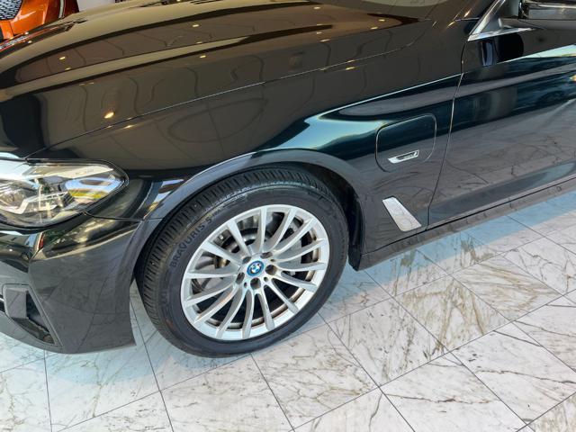 BMW 530 e Touring xDrive 184cv Business Plug-In