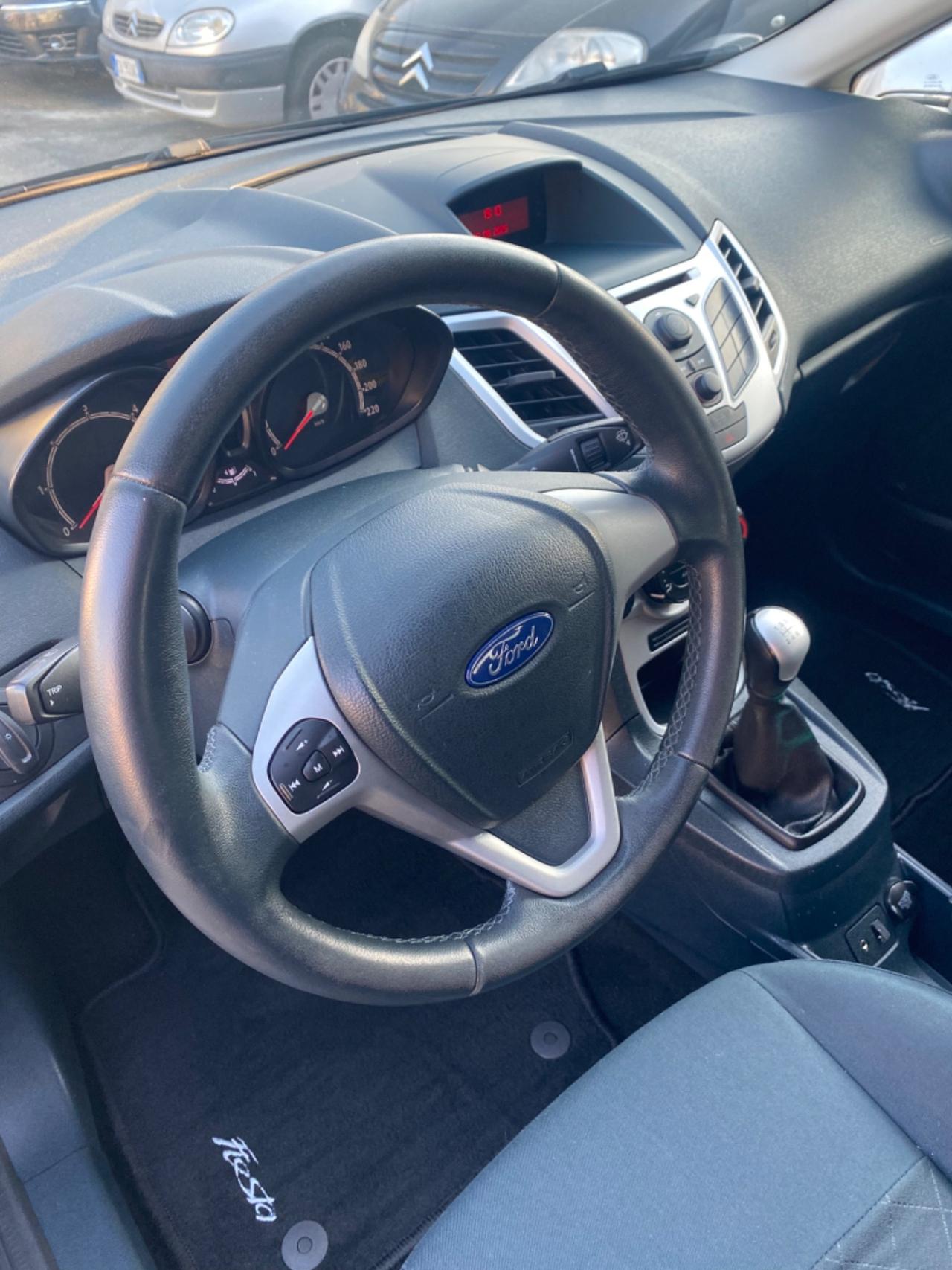Ford Fiesta 1.4 TDCI Fine 2011 TAGLIANDATA