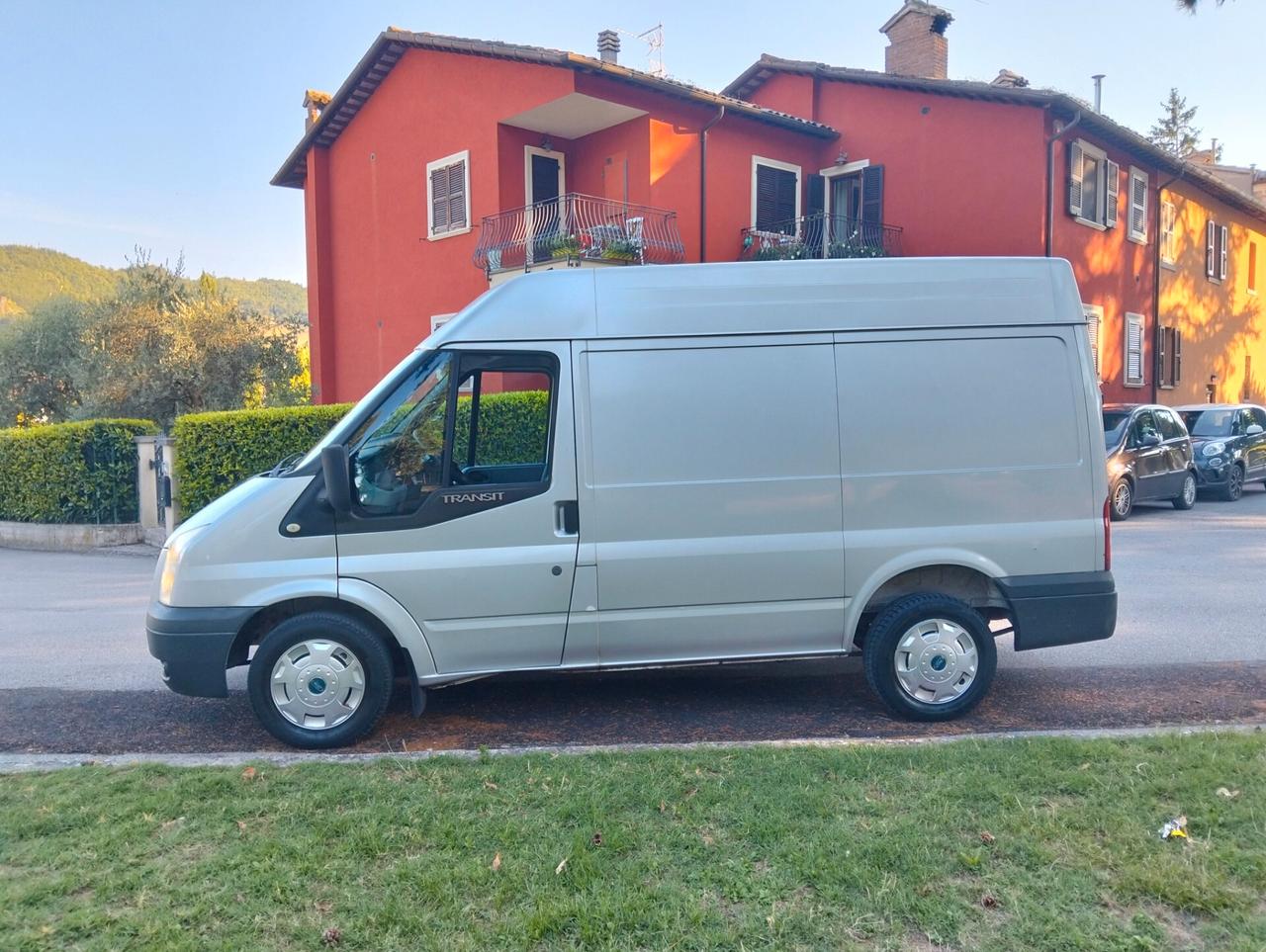 FORD TRANSIT