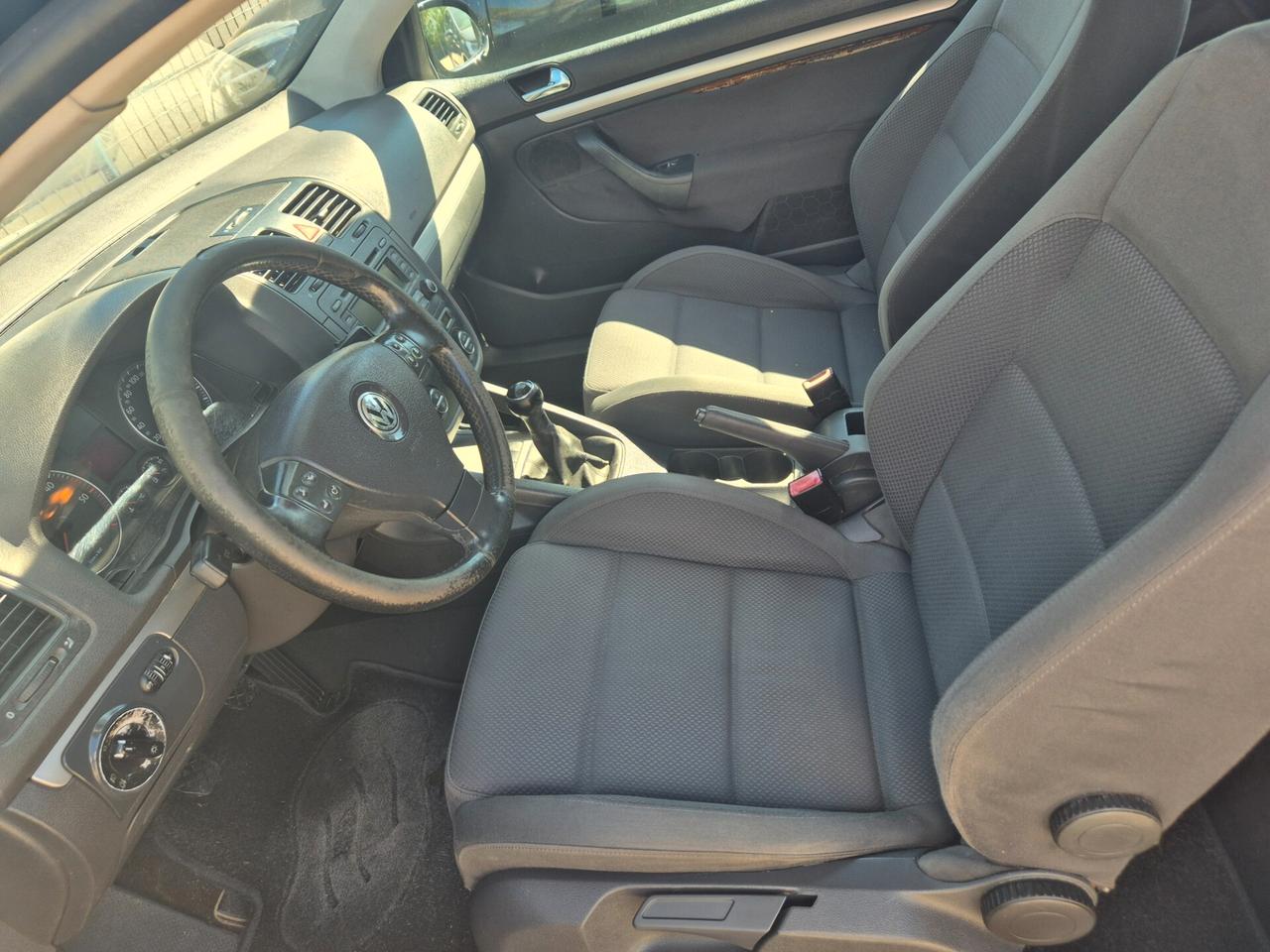 Volkswagen Golf 2.0 16V TDI 3p. Comfortline