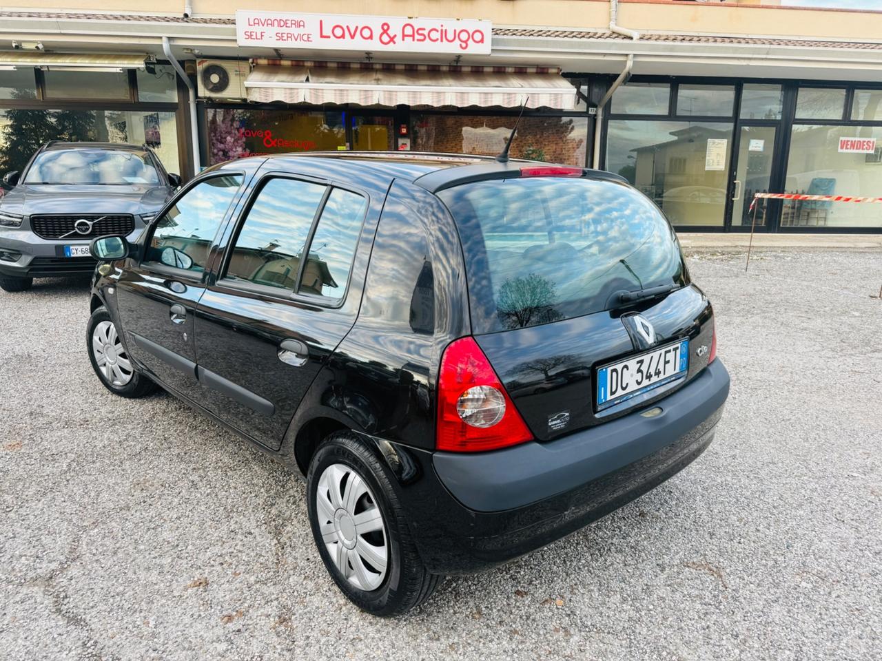 Renault Clio 1.2 16V 5 porte 121.000 km!!