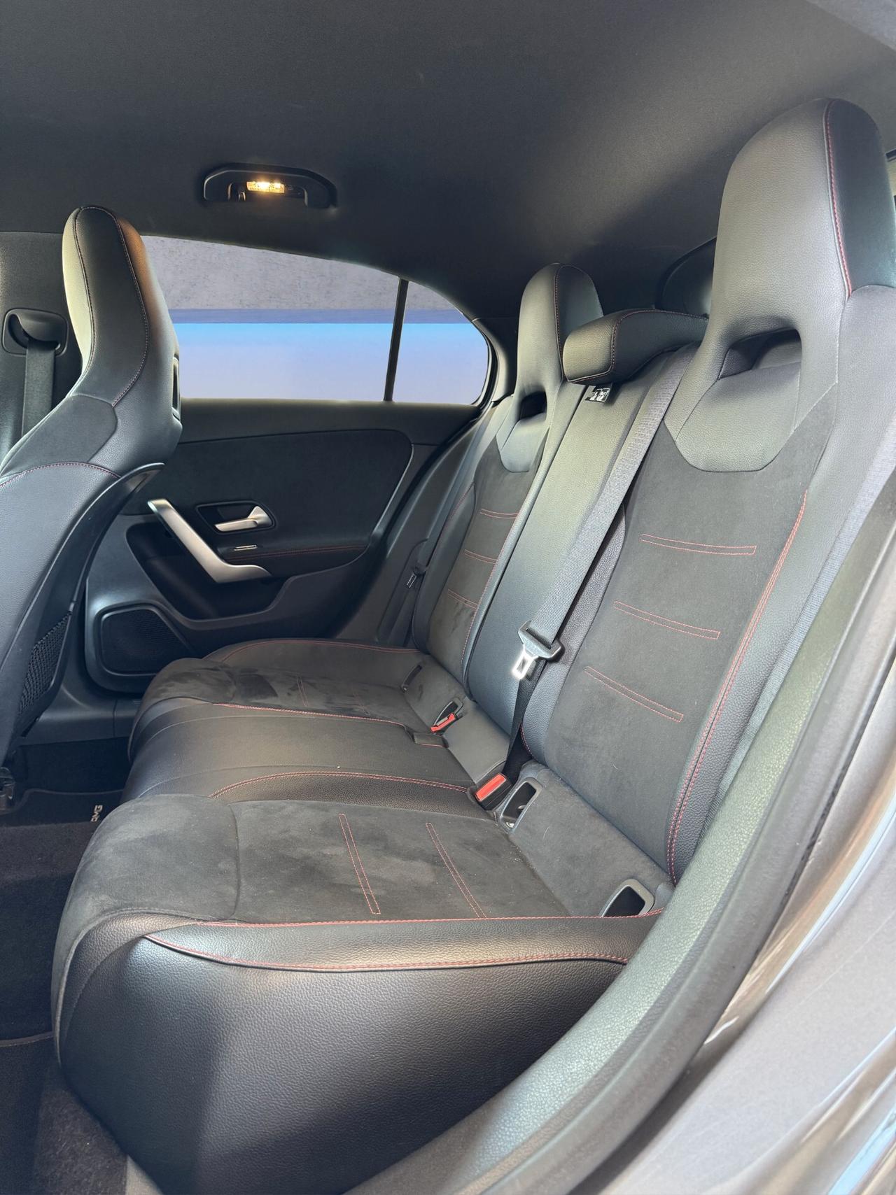 Mercedes-benz A 250 e Automatic EQ-Power Premium AMG line