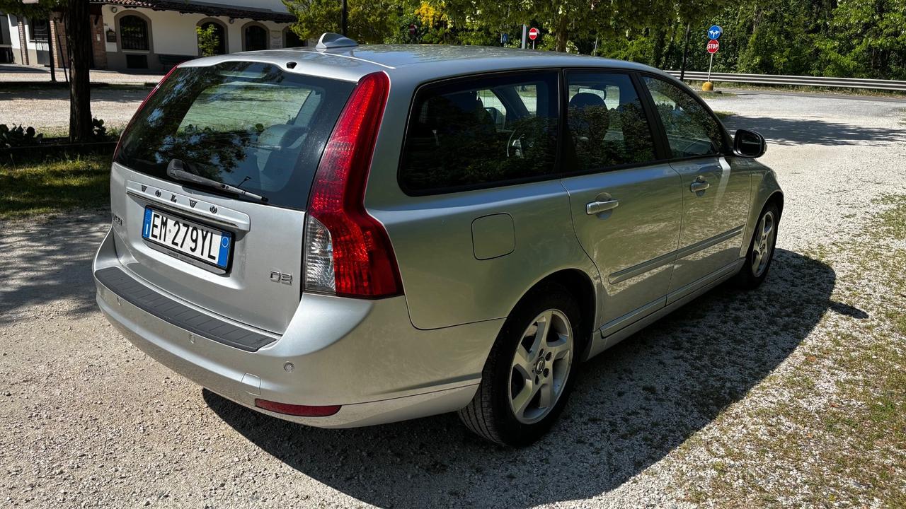 Volvo V50 D2 POLAR PLUS