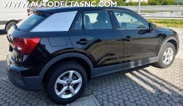 AUDI Q2 35 TDI quattro S tronic Business