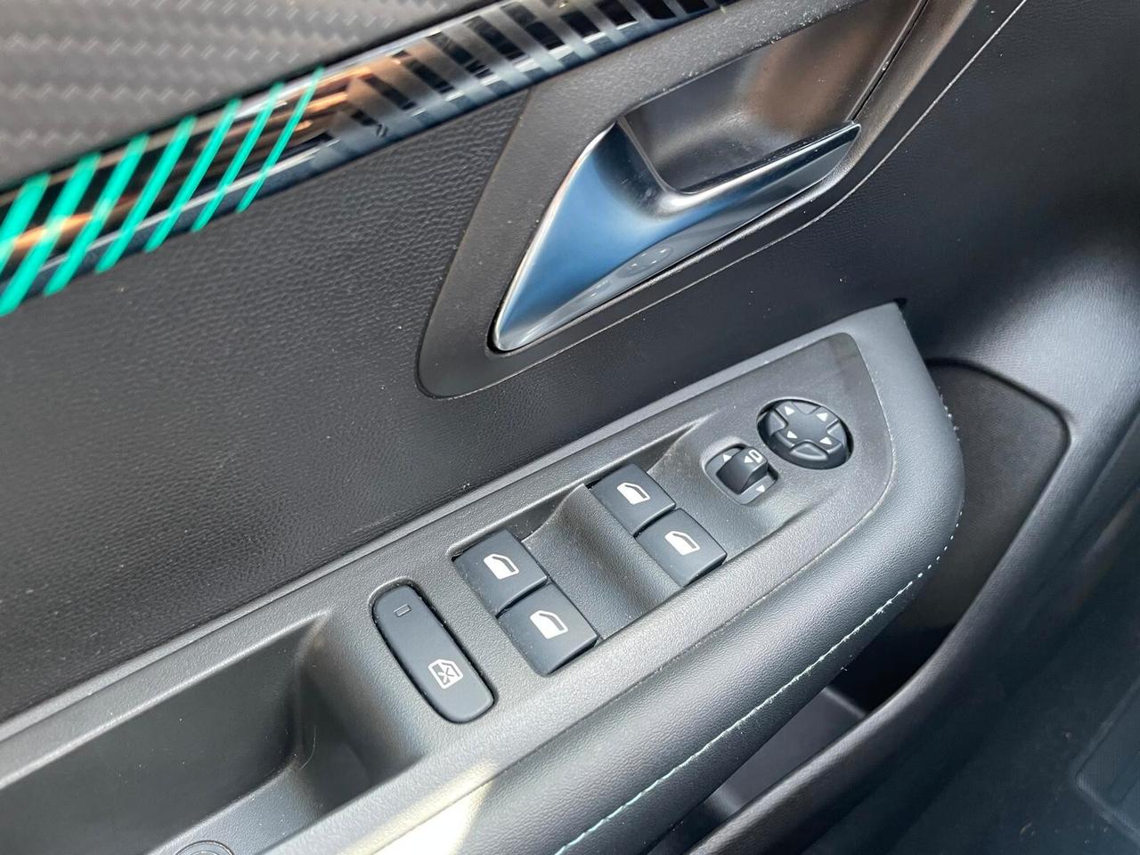Peugeot 208 PureTech 100 Stop&Start 5 porte Allure