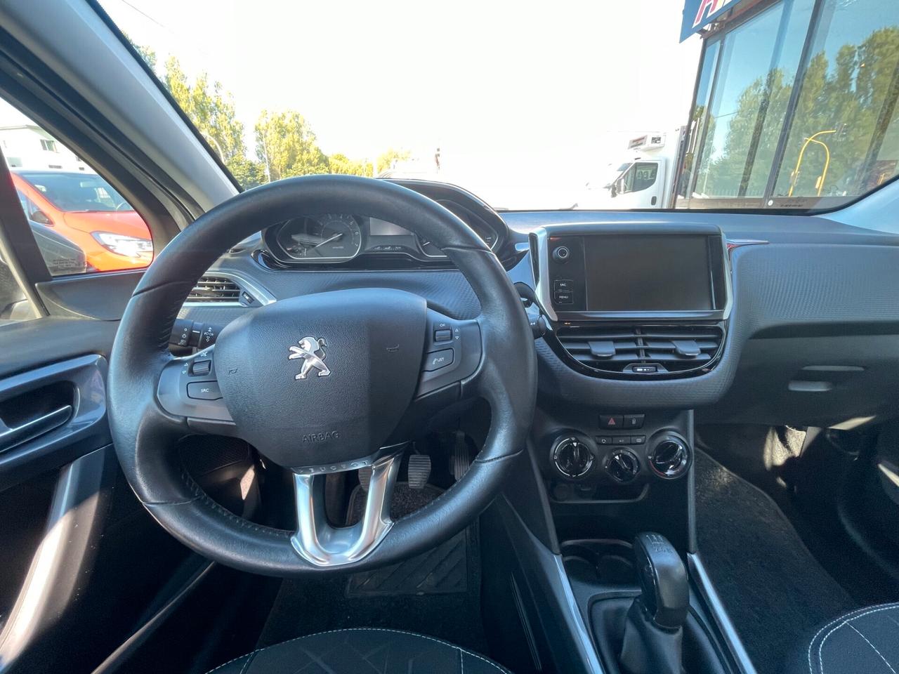 Peugeot 2008 PureTech 82 Active ANCHE X NEOPATENTATI