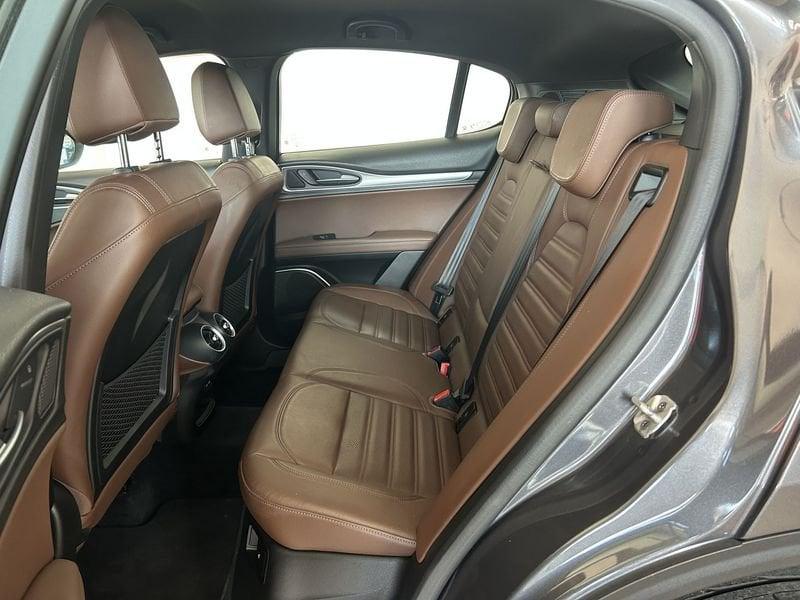 Alfa Romeo Stelvio Stelvio 2.2 Turbodiesel 210 CV AT8 Q4 Executive