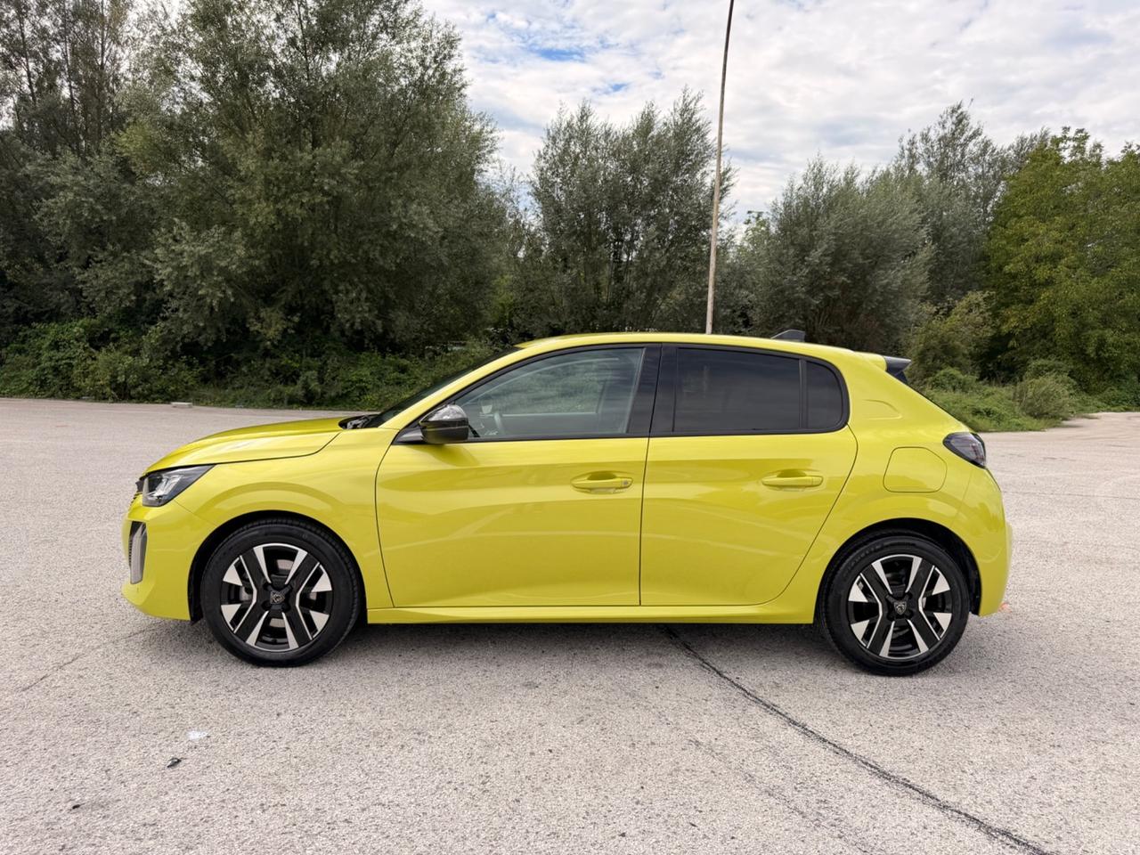 Peugeot 208 PureTech 100 Stop&Start 5 porte Allure