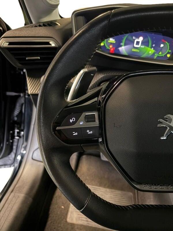 Peugeot 208 Allure PureTech 100 S/S