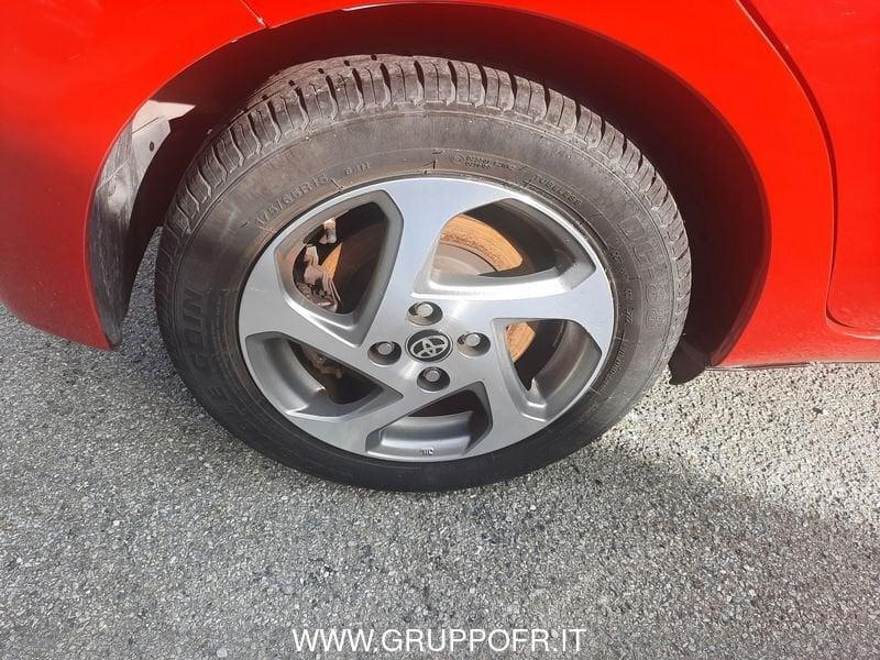 Toyota Yaris 1.5 Hybrid 5 porte Active