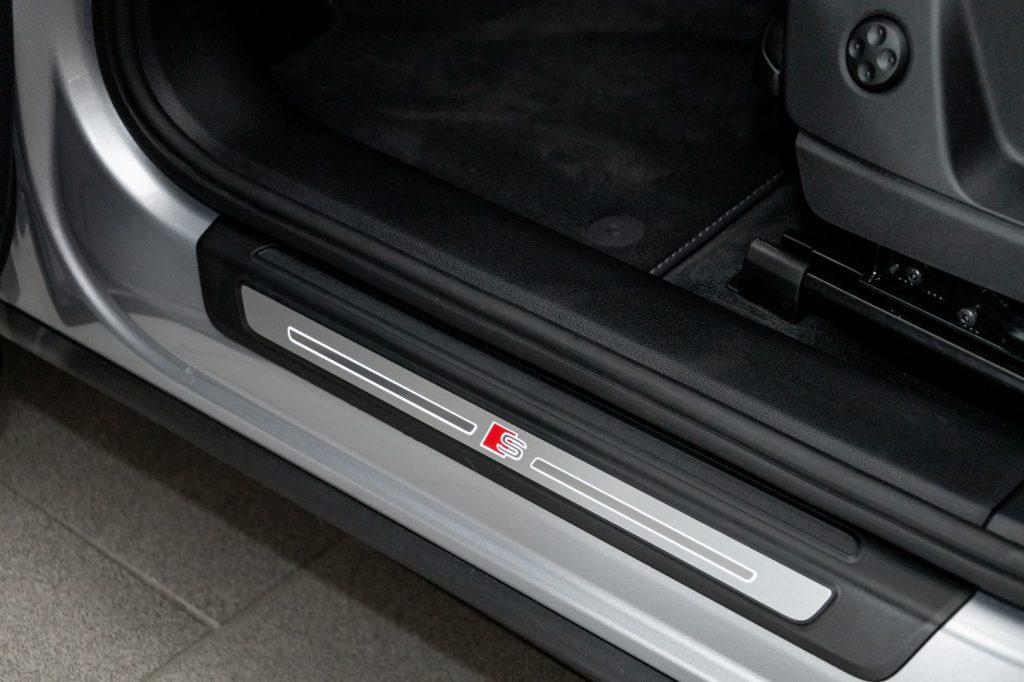 AUDI Q5 SPB 50 TFSI e quattro S tronic Identity Black