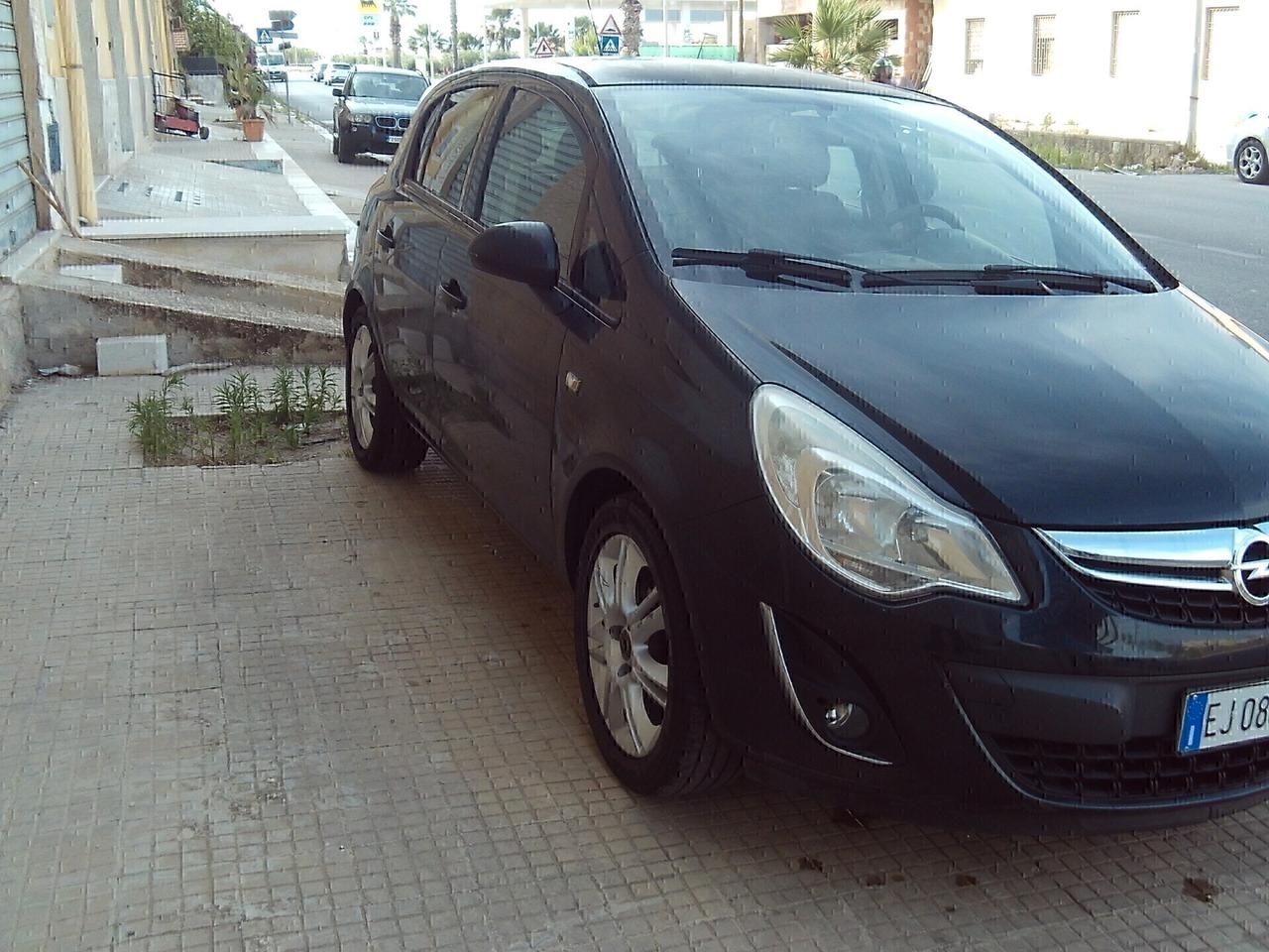 Opel Corsa 1.2 5 porte Elective