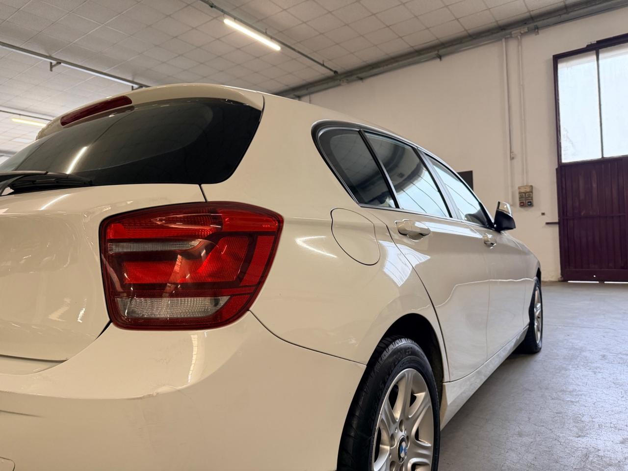Bmw 114 114d 5p. Sport