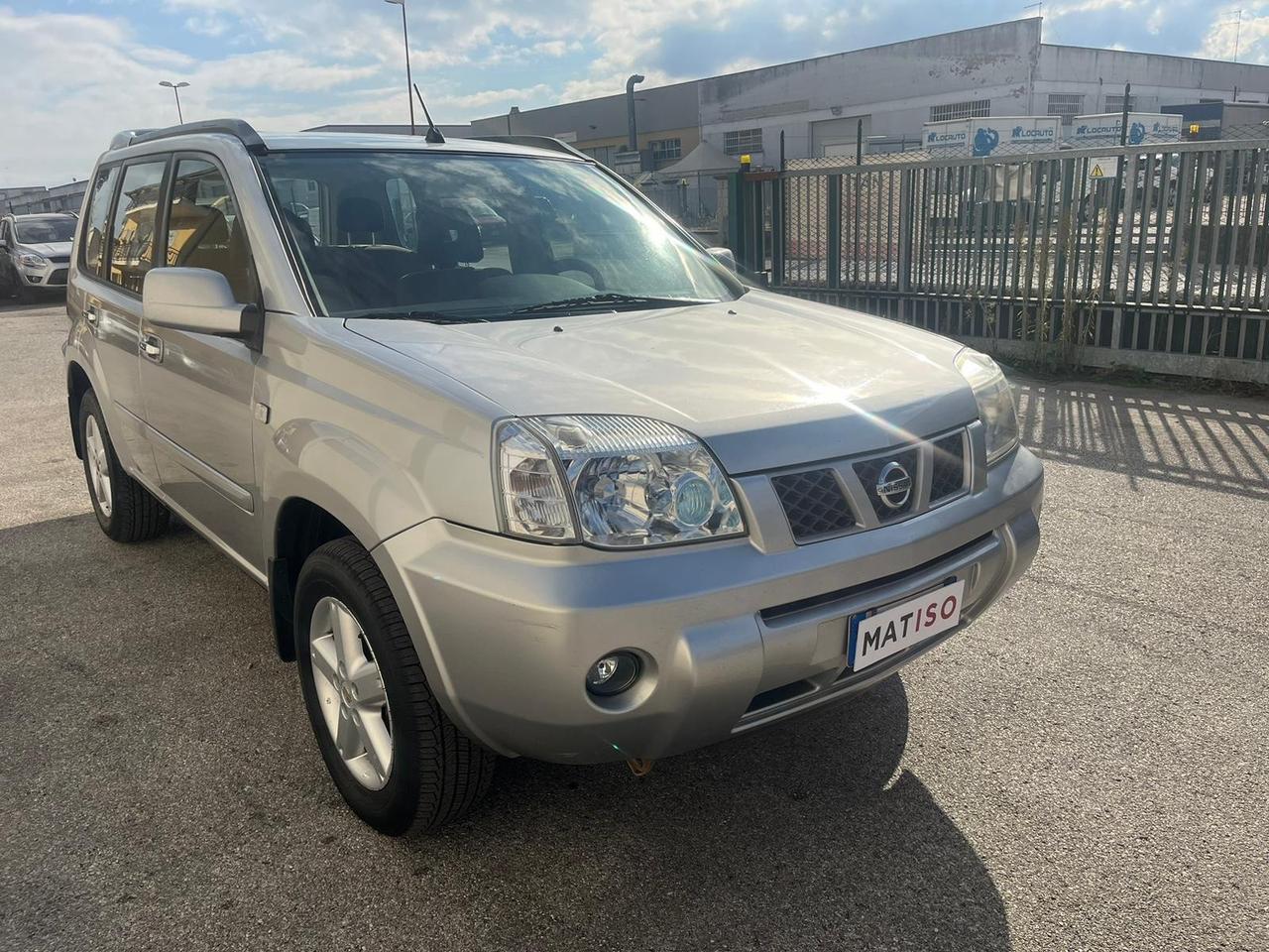 Nissan X-Trail 2.2 dCi Elegance