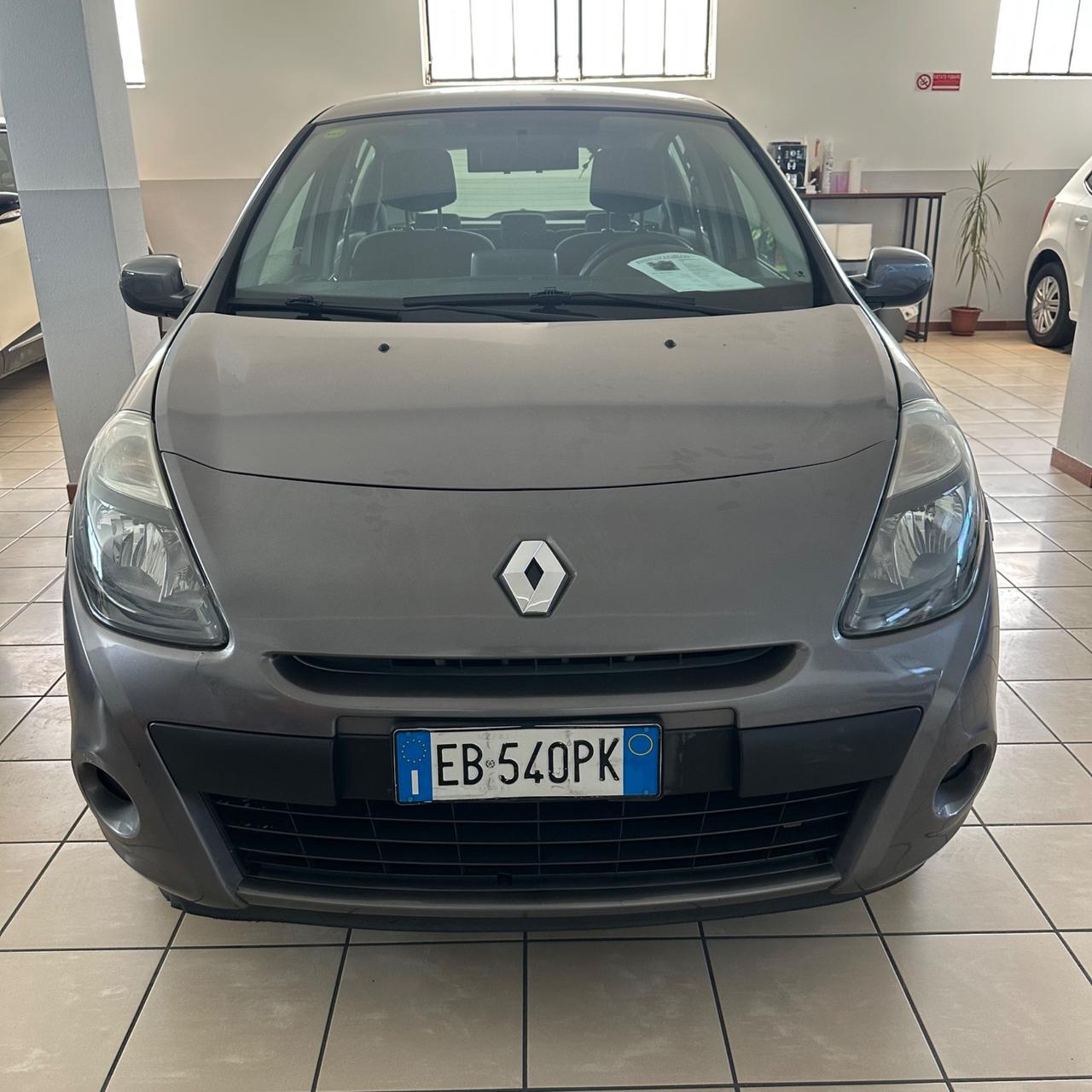 Renault Clio 1.2 16V 5 porte Dynamique AUTOMATICO