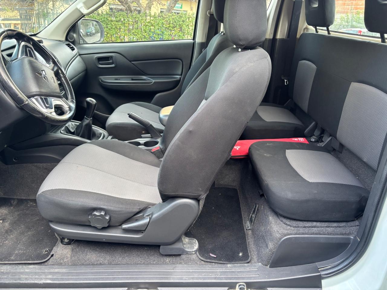 Mitsubishi L200 2.3 D Double Cab 4x4 Super Select Intense