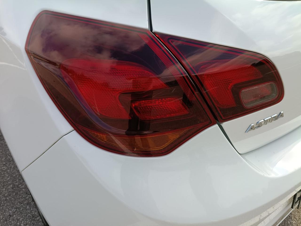 Opel Astra Cosmo 1.6 CDTI #50878