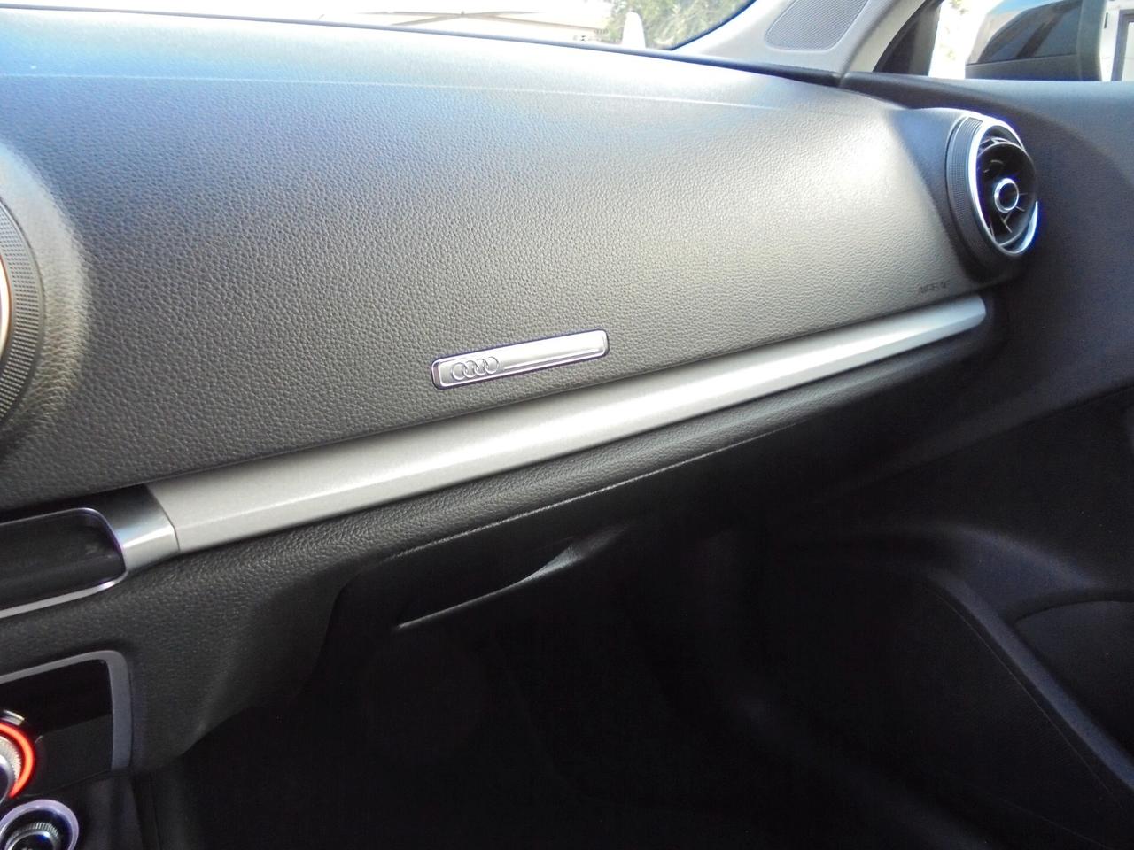 Audi A3 SPB 30 TDI Business
