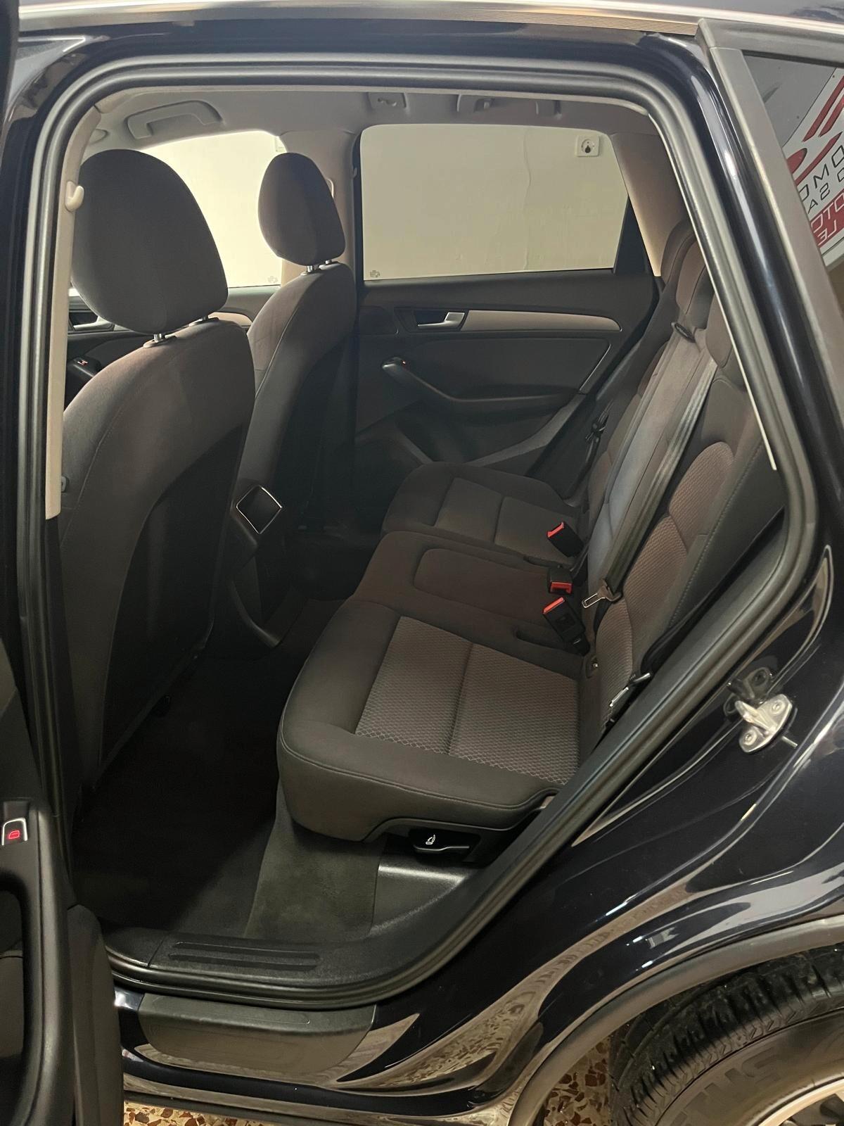 Audi Q5 2.0 TDI 150 CV clean diesel Business