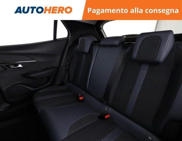 PEUGEOT 2008 PureTech 100 S&S Allure Navi Pack