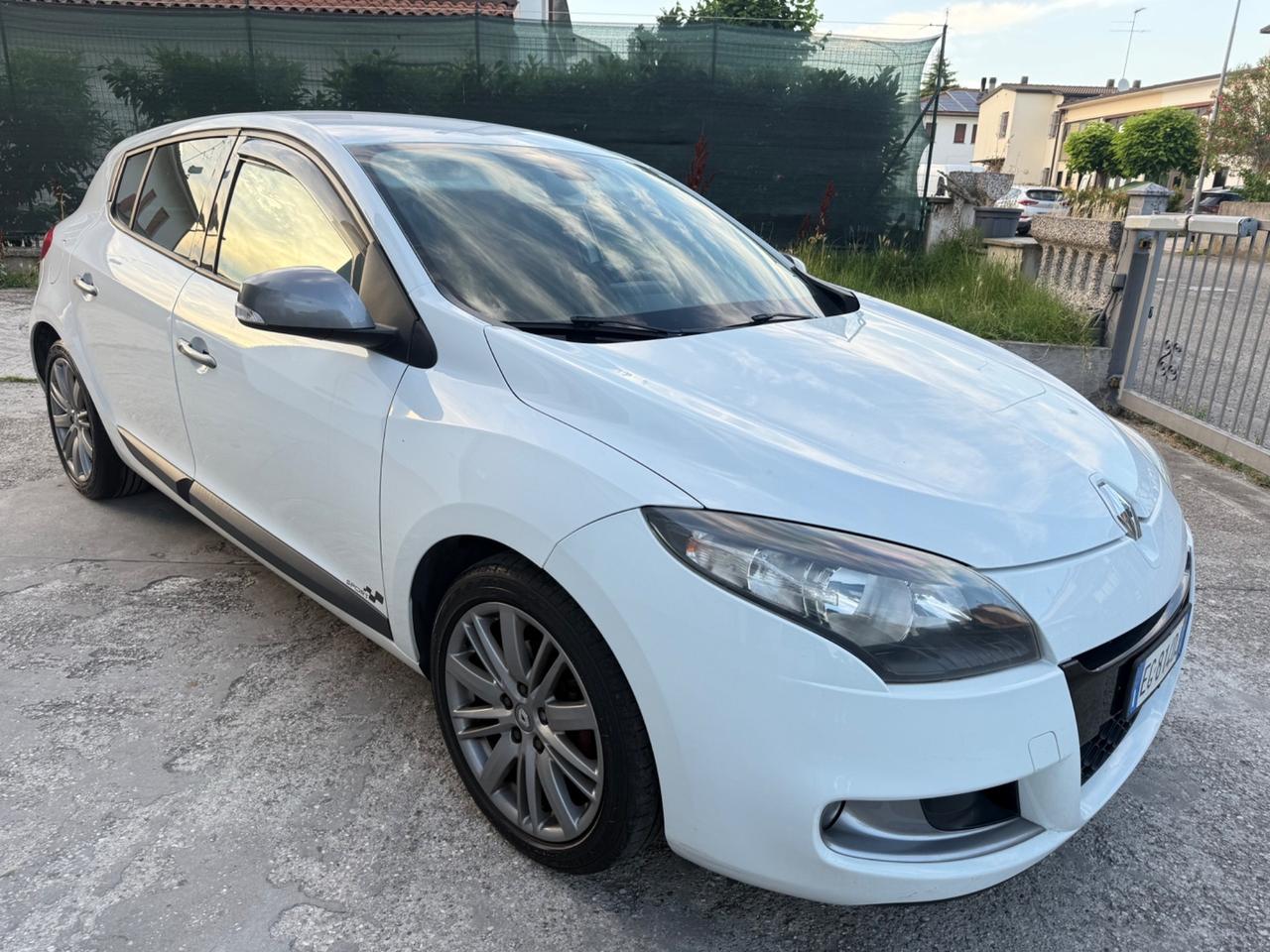Renault Megane 1.5 dCi 110CV GT Line 12/2010 UNICA