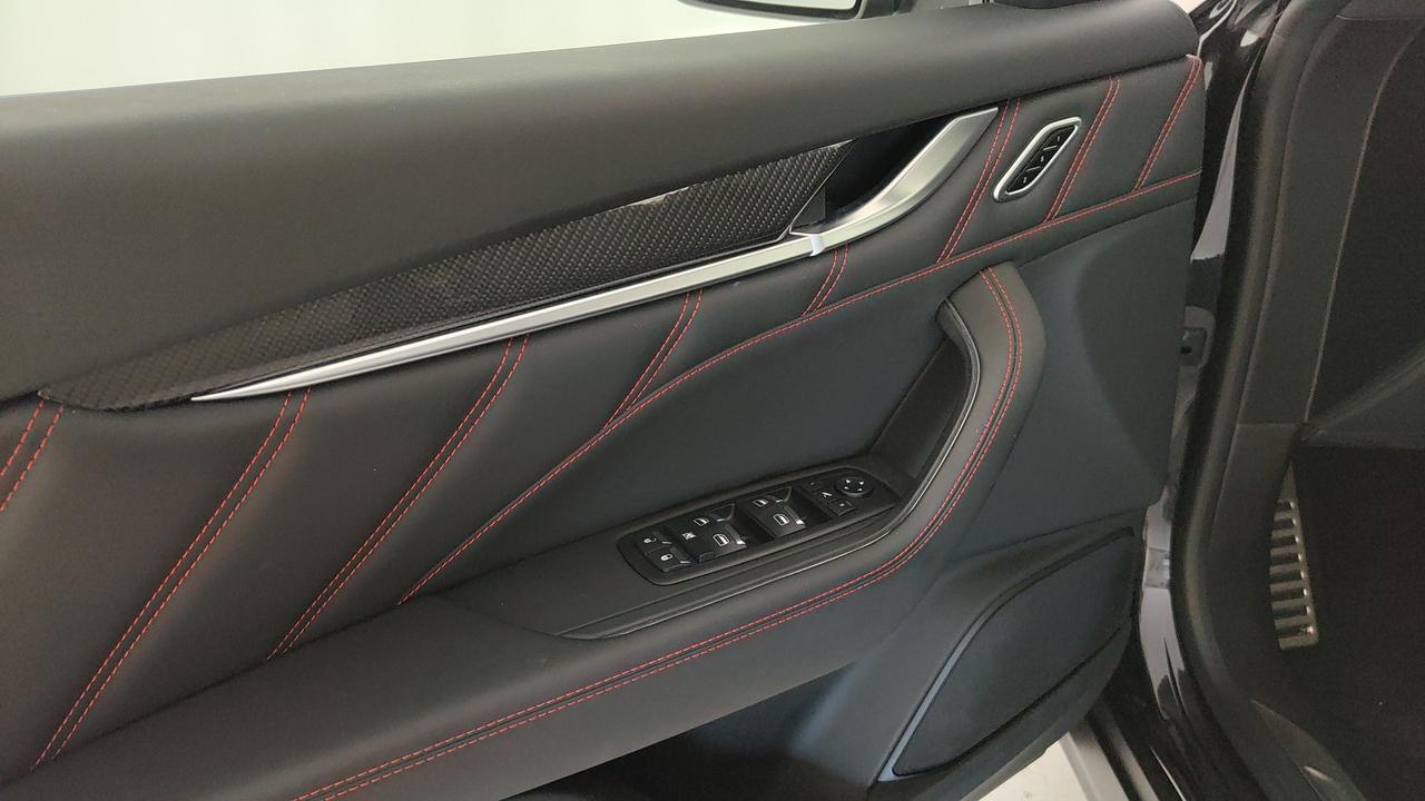 MASERATI Levante 3.0 V6 Granlusso 275cv auto my19