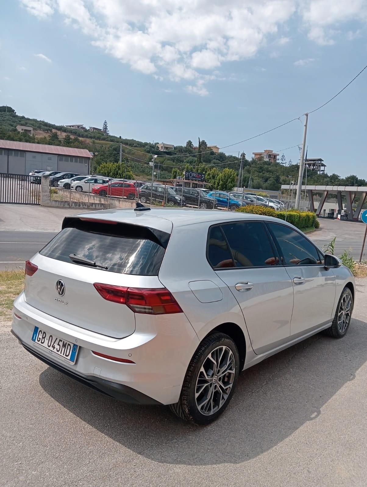 Volkswagen Golf 2.0 TDI SCR Style