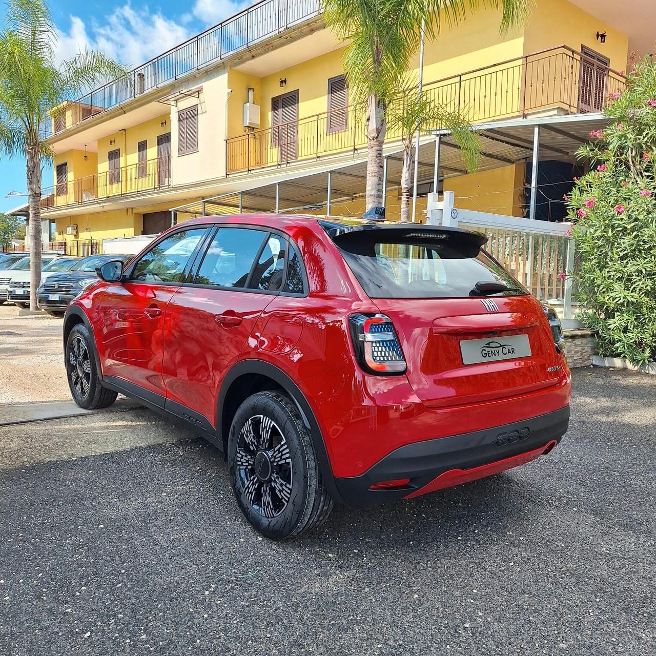 Fiat 600 Hybrid Serie Speciale Icon 110 CV DCT MHEV