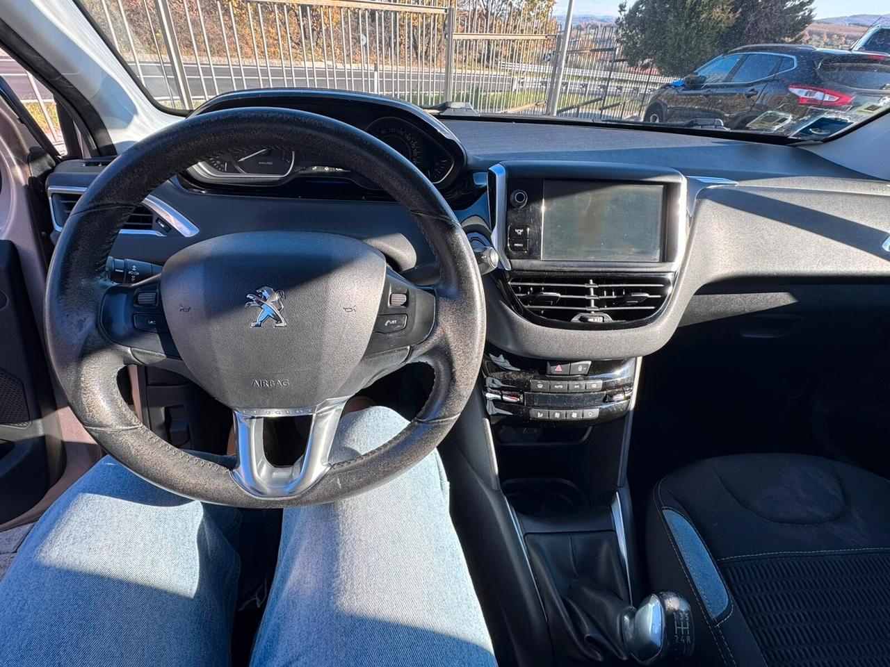 PEUGEOT 208 1.2 VTi 82CV 5p Allure 11/2013