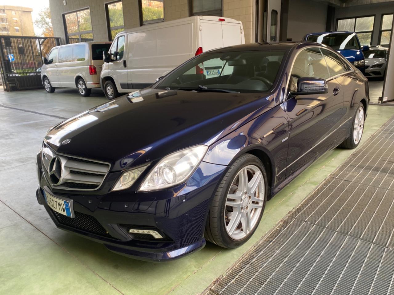 Mercedes-benz E 220 E 220 CDI Coupé BlueEFFICIENCY