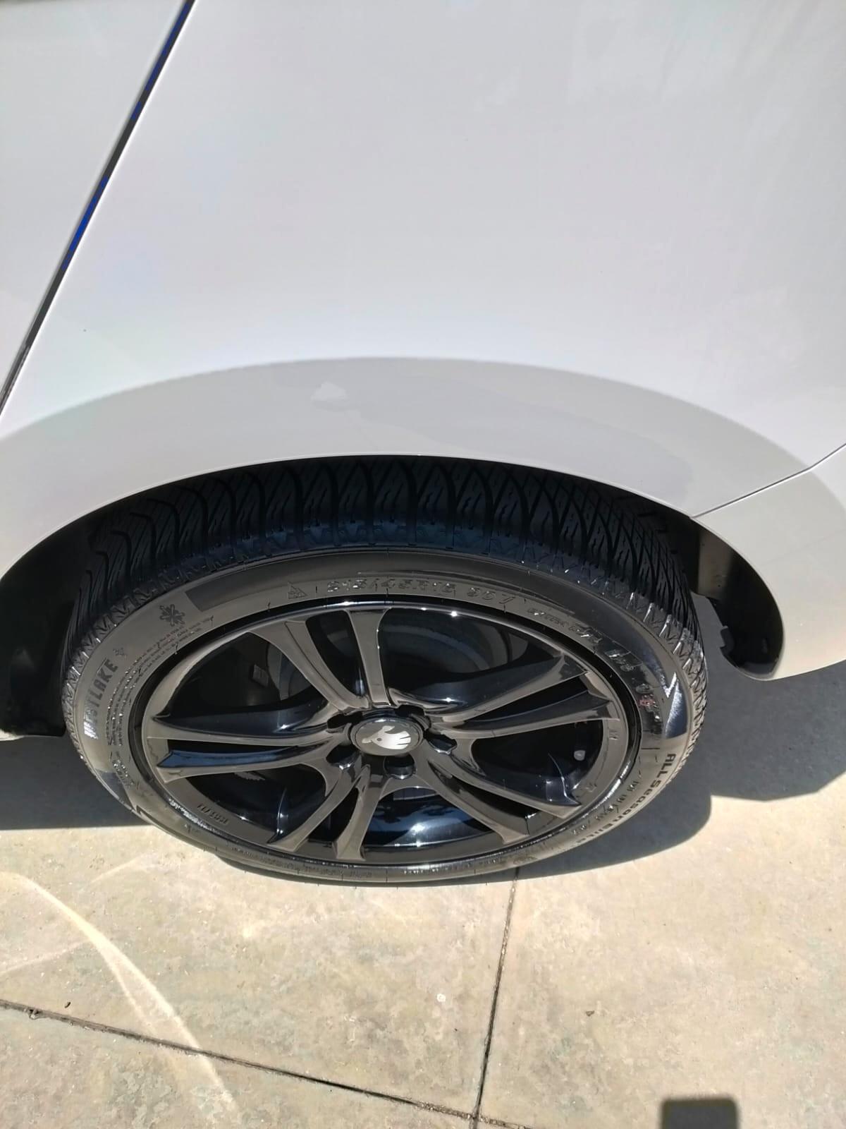 Skoda Fabia 1.0 MPI 75 CV Design Edition