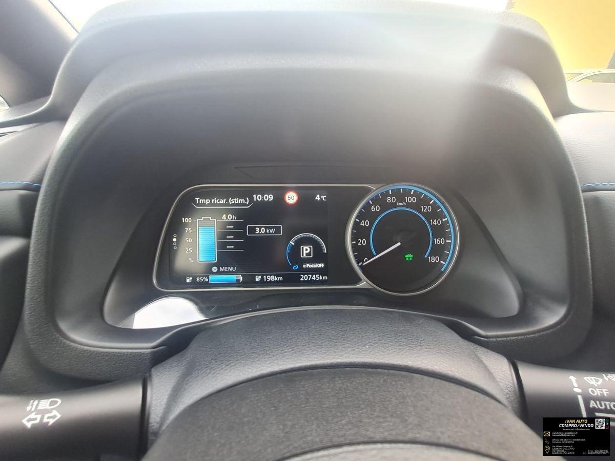 NISSAN Leaf Tekna 40 kWh-Elettrica-20.000 Km