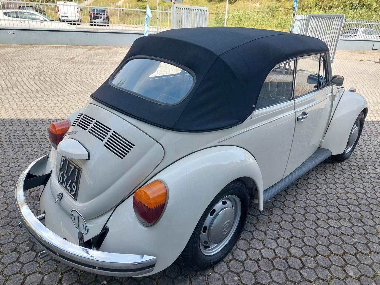 Volkswagen Maggiolino 1303 Cabrio