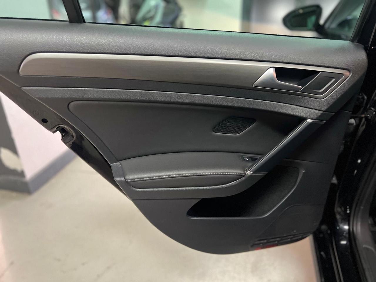 Volkswagen Golf 2.0 TDI 5p. Highline BlueMotion Technology