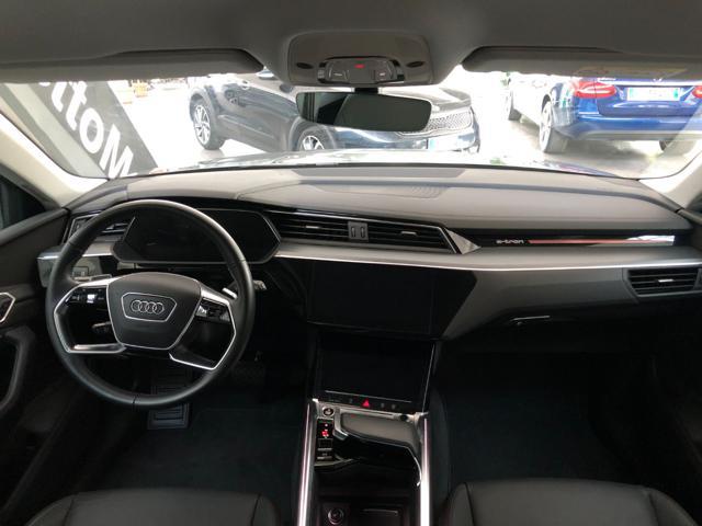 AUDI e-tron quattro