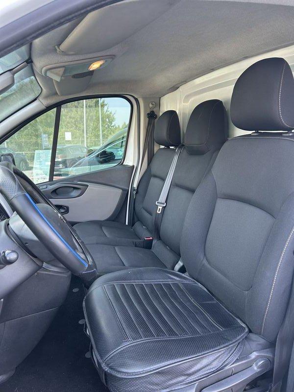 Nissan NV300 125CV PASSO CORTO/TETTO ALTO - PREZZO+IVA