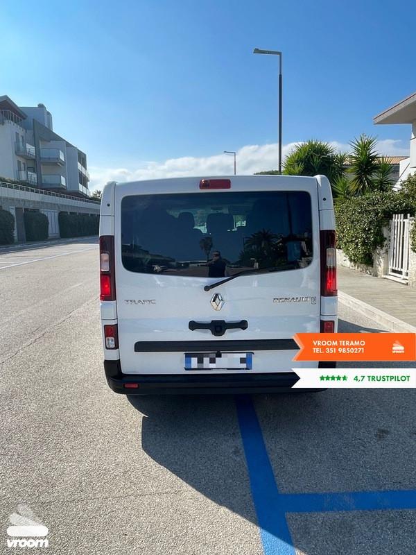 RENAULT Trafic 2.0 dCi 120CV DISABILI